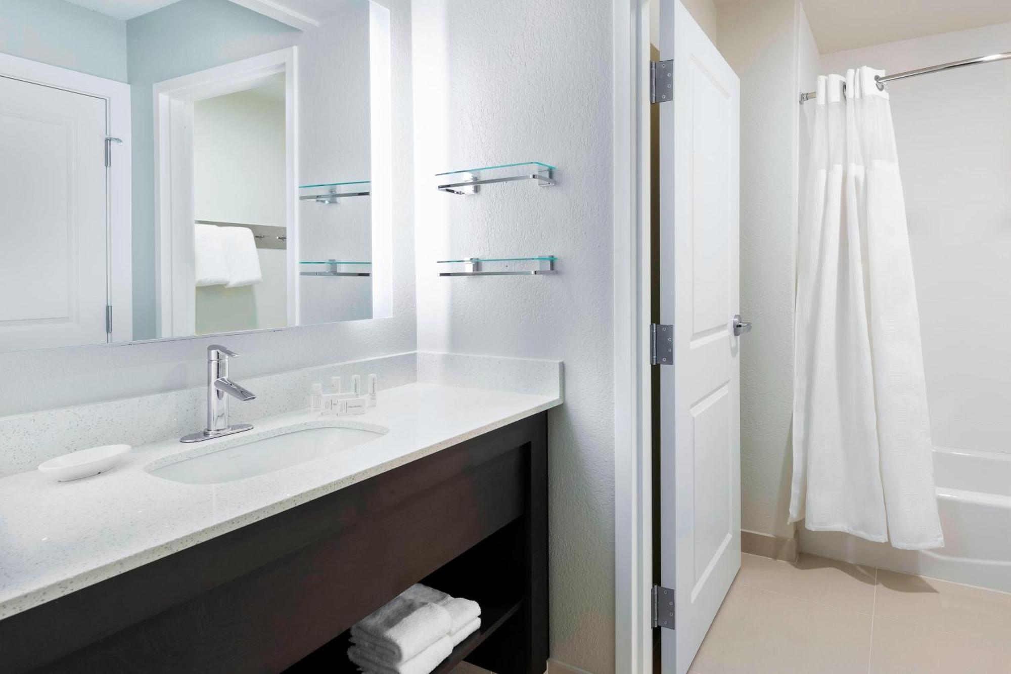 Residence Inn Tampa Sabal Park/Brandon Bagian luar foto